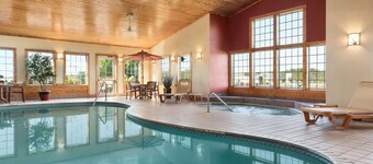 Country Inn & Suites by Radisson, Baxter, MN