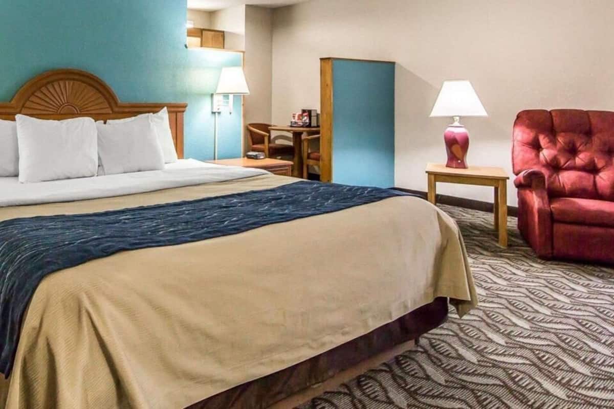 Blackout curtains, iron/ironing board, free WiFi, bed sheets