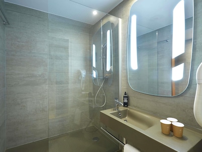 ibis Annemasse