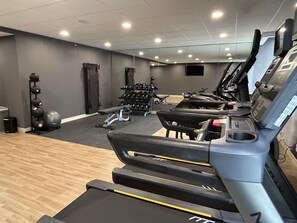 Fitness facility - Best Western Plus Meadowlands (Secaucus)