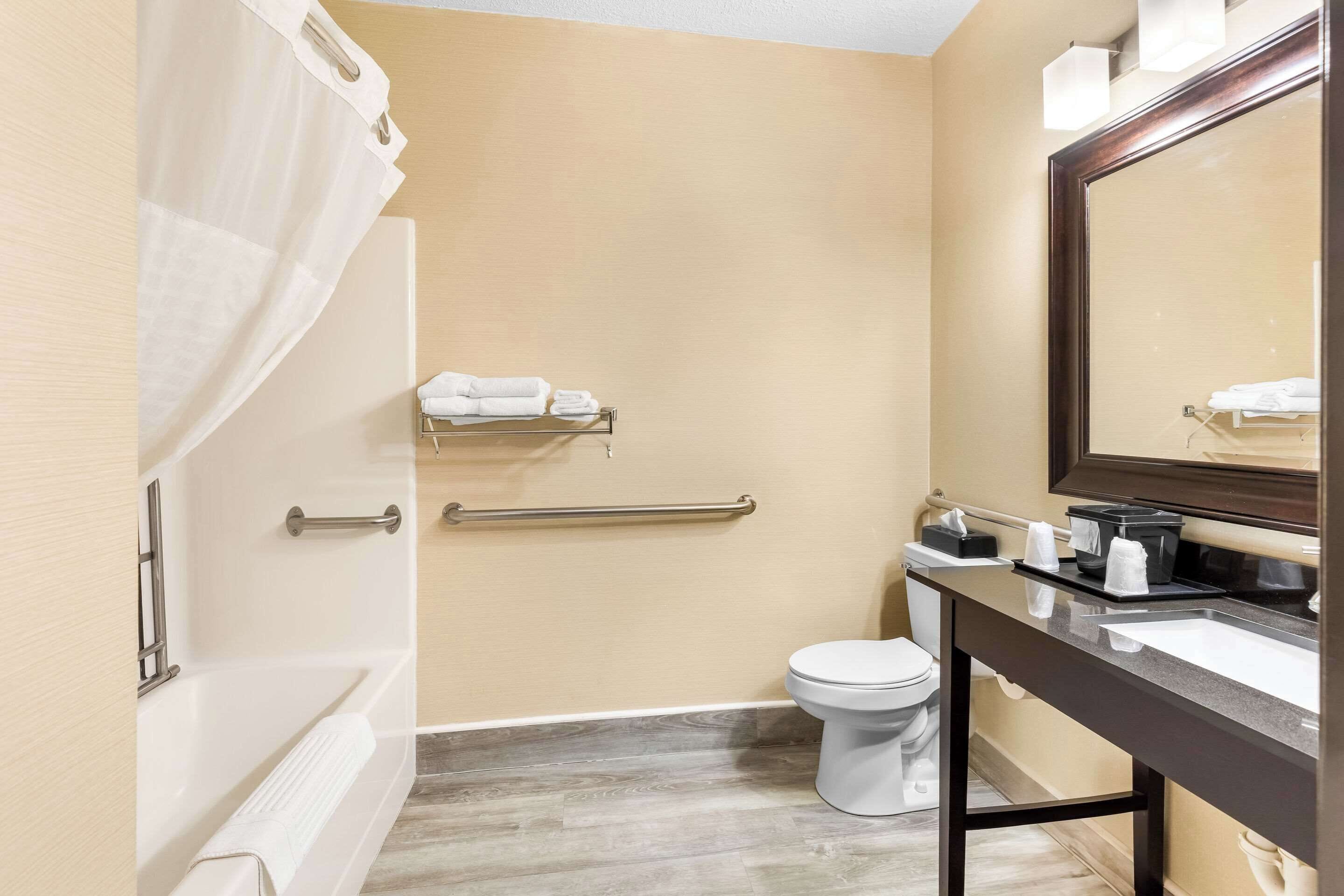 room, 1 queen bed, accessible, non smoking | iron/ironing board, free cots/infant beds, rollaway beds, free wifi