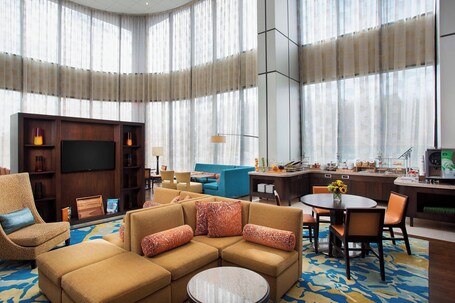 Teaneck Marriott at Glenpointe - Image 32