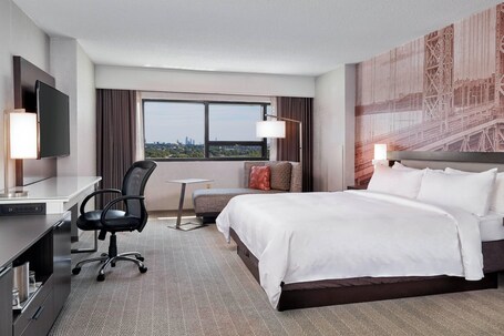 Teaneck Marriott at Glenpointe - Image 24