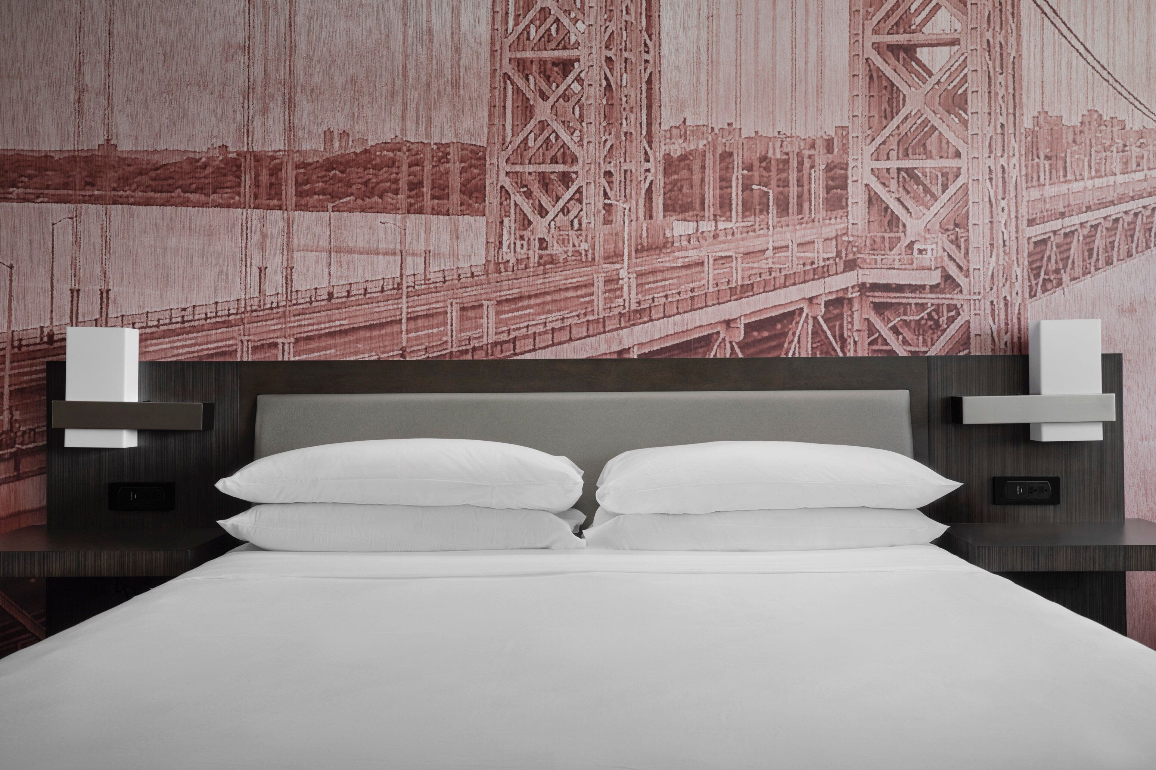 premium bedding, in-room safe, desk, laptop workspace