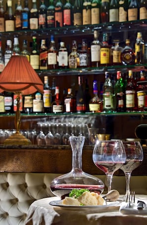 Bar (on property) - Hotel Montecarlo (Venice)