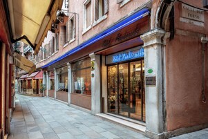 Facciata della struttura