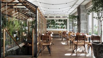 Daily buffet breakfast (DKK 225 per person)