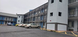 Exterior detail - Vista Inn and Suites Nashville Airport East (Hermitage)