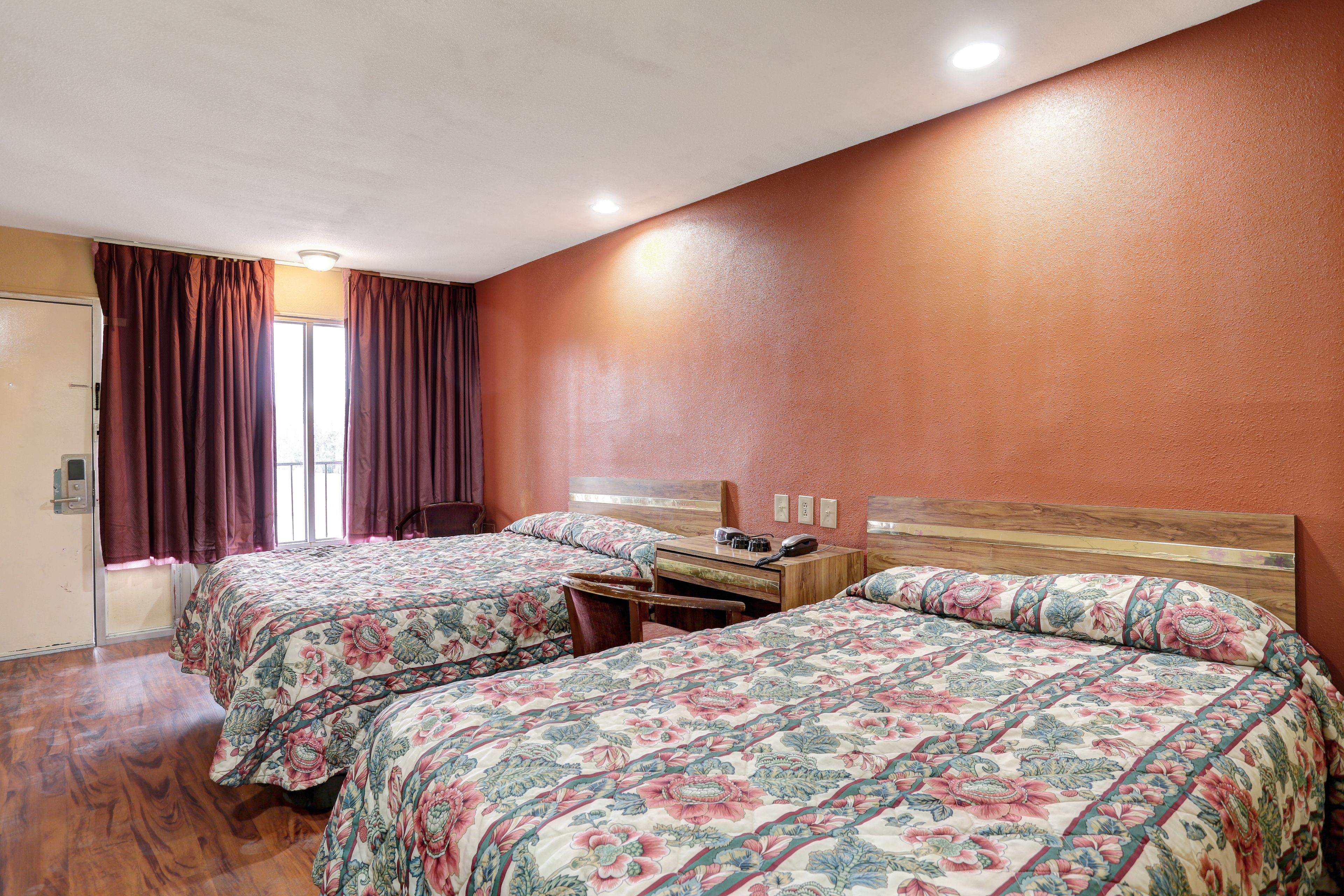 Vista Inn Nashville Airport East — photo 11