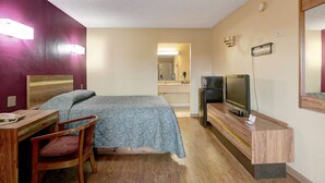 Standard Room, 1 Queen Bed, Non Smoking | Desk, iron/ironing board, free WiFi - Vista Inn and Suites Nashville Airport East (Hermitage)
