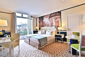 Premium bedding, in-room safe, desk, laptop workspace