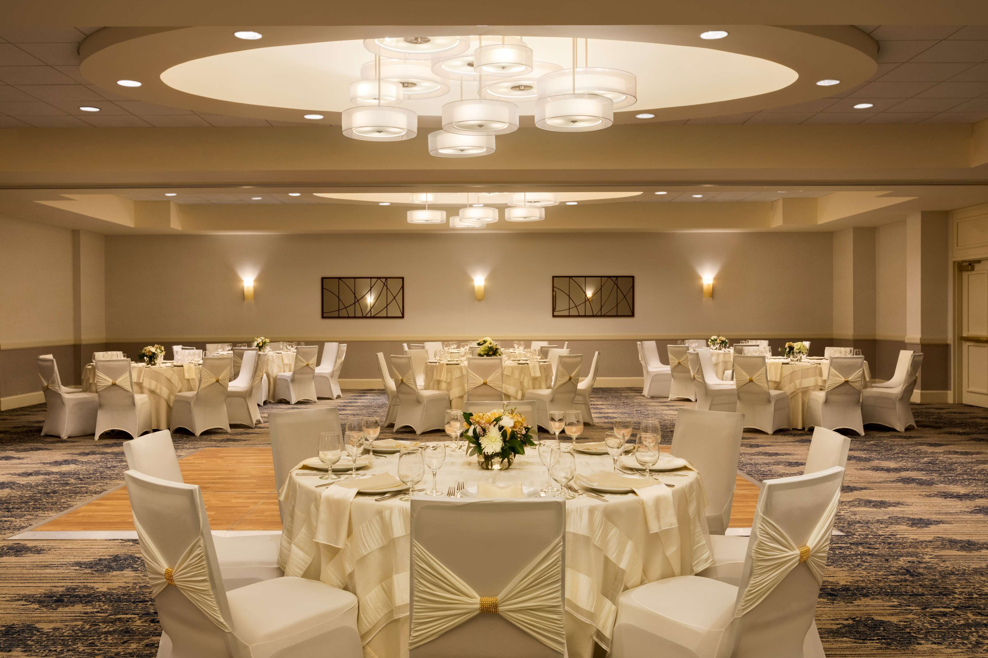 Photo - Embassy Suites by Hilton Boston Waltham