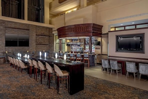Bar (on property) - Embassy Suites by Hilton Boston Waltham (Waltham)