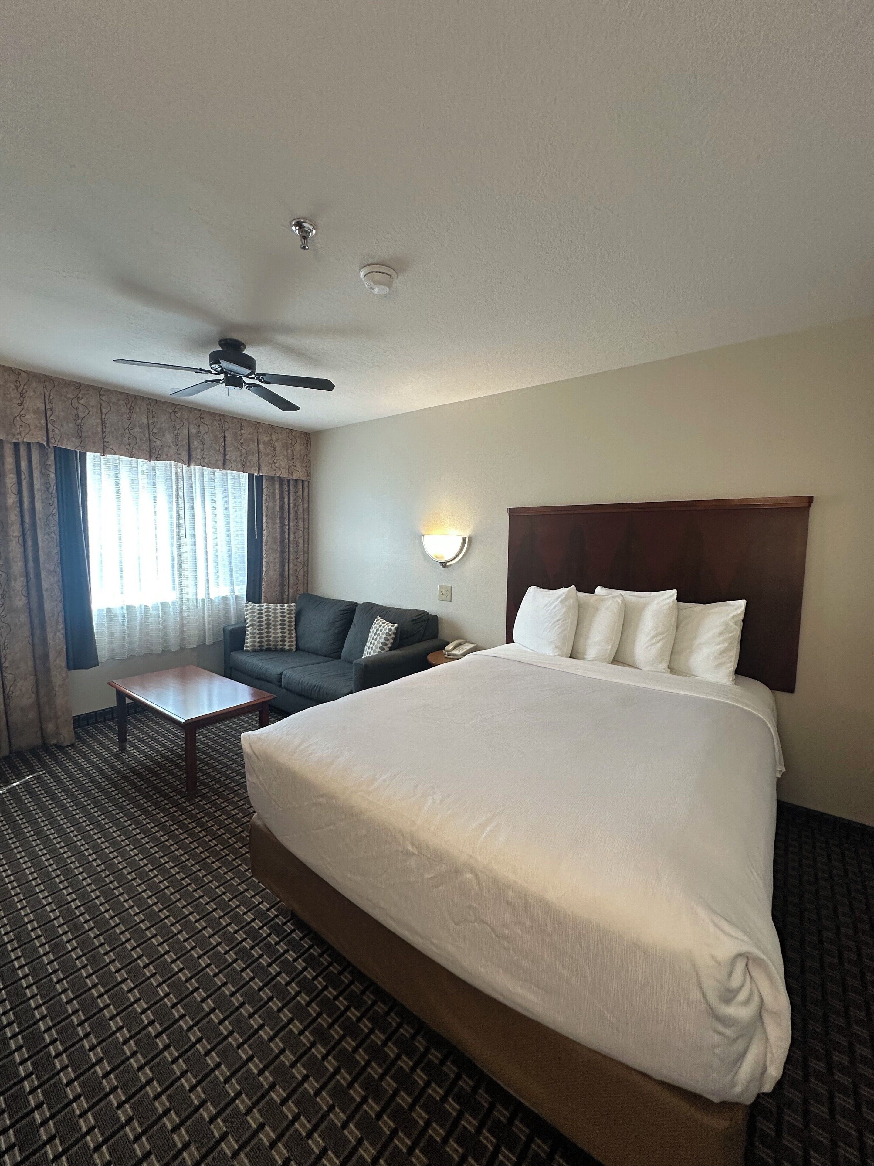 27-inch tv with cable channels