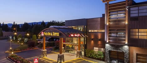 Front of property - evening/night