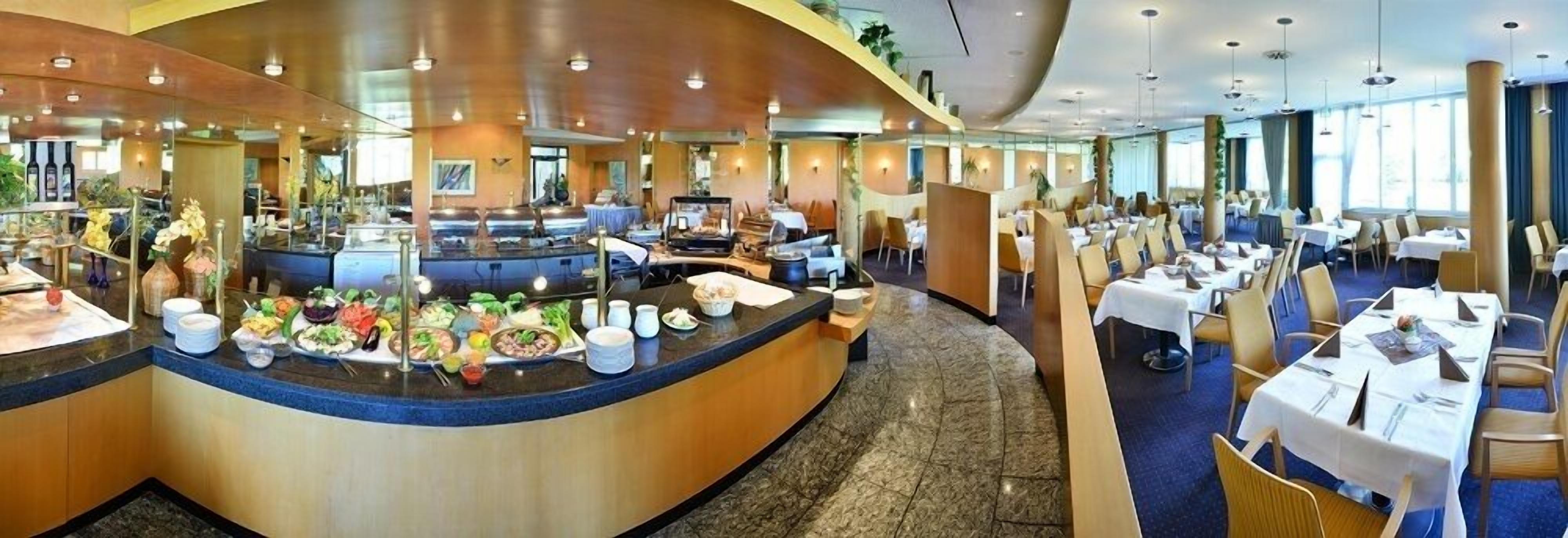 Daily buffet breakfast (EUR 20 per person)