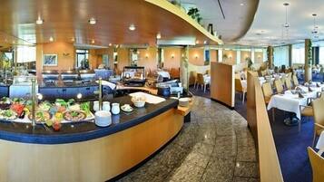 Daily buffet breakfast (EUR 20 per person)