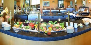 Daily buffet breakfast for a fee - Hotel Meerane (Meerane)