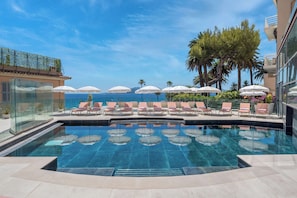 Indoor pool, outdoor pool