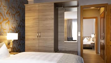 Privilege, Zweibettzimmer, 2 Einzelbetten | Zimmersafe, Schreibtisch, Verdunkelungsvorhänge, schallisolierte Zimmer