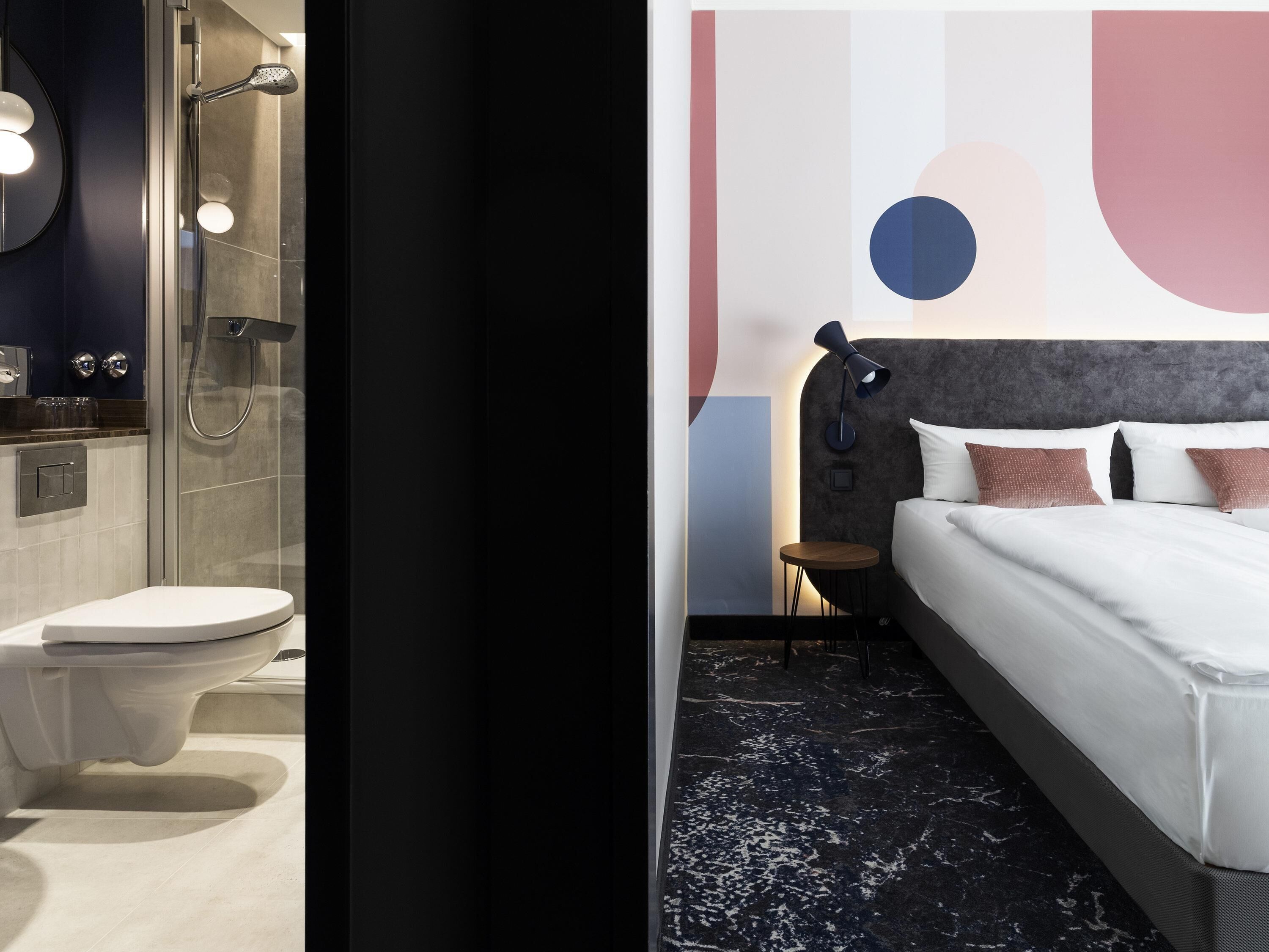 Standard Double Room | In-room safe, desk, blackout drapes, soundproofing