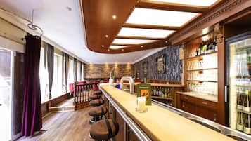 Bar (in der Unterkunft)