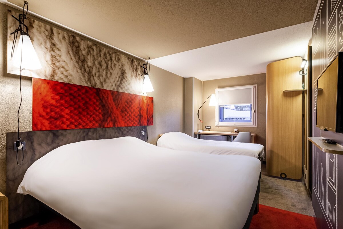 Standard Room, Multiple Beds | Premium bedding, desk, laptop workspace, blackout drapes