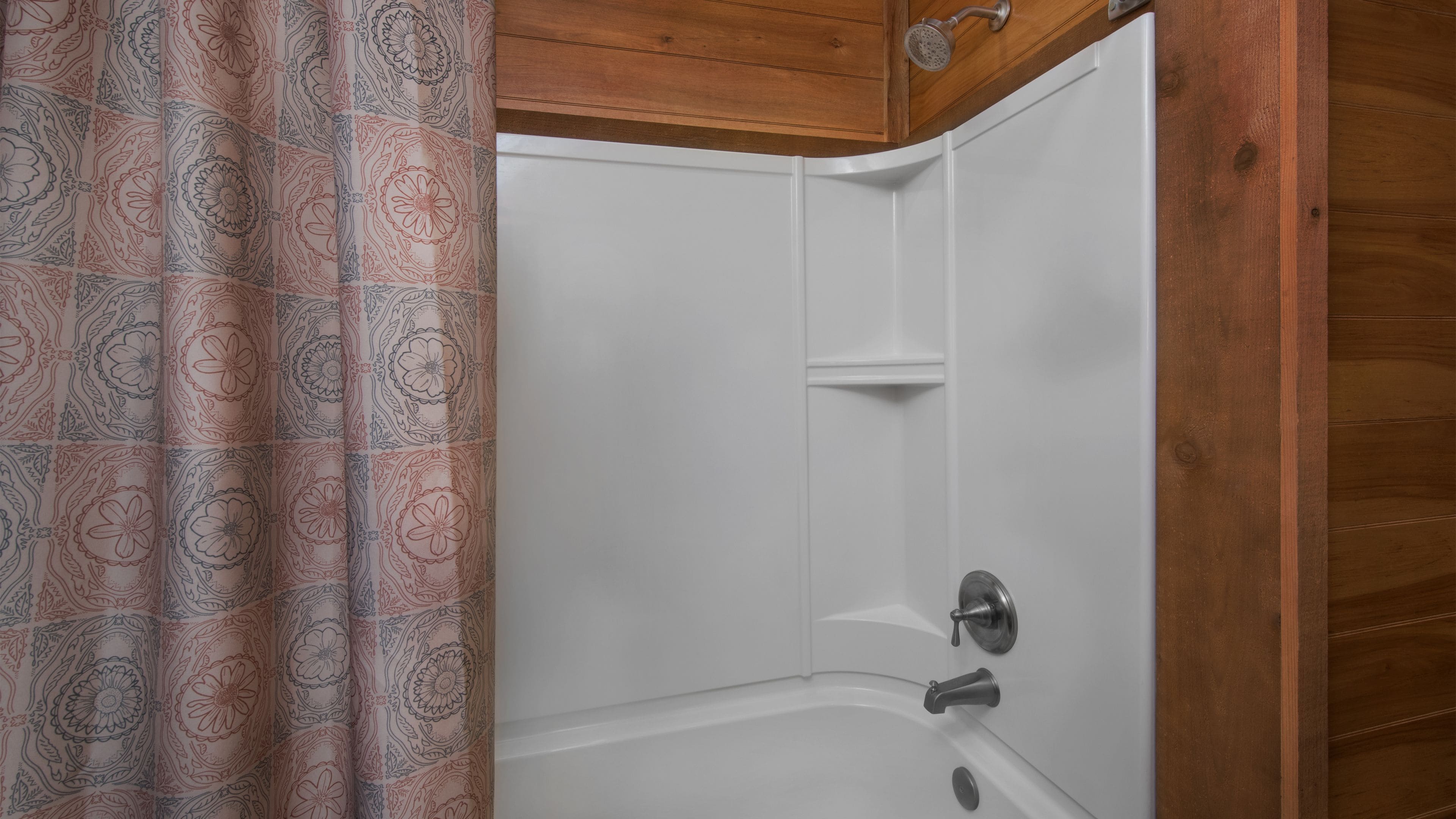 room (wilderness) | bathroom | combined shower/bathtub, hair dryer, towels