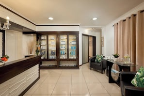 Couples treatment room(s), body treatments, aromatherapy