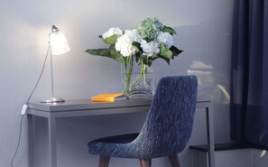 Quarto casal superior | 1 quarto, cofres nos quartos, quartos à prova de som