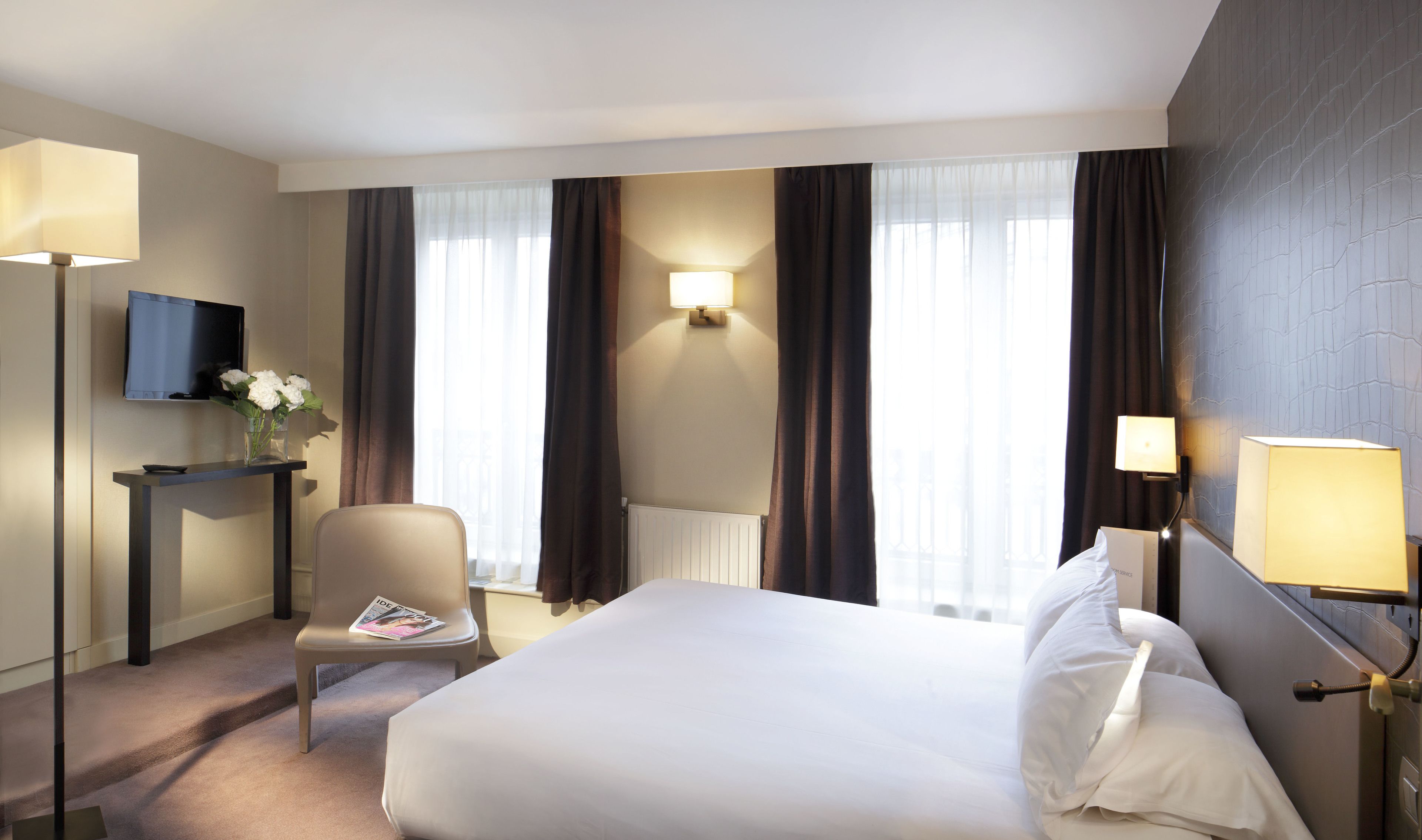 superior double | in-room safe, soundproofing, iron/ironing board, free wifi