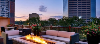 Sheraton Indianapolis Hotel at Keystone Crossing