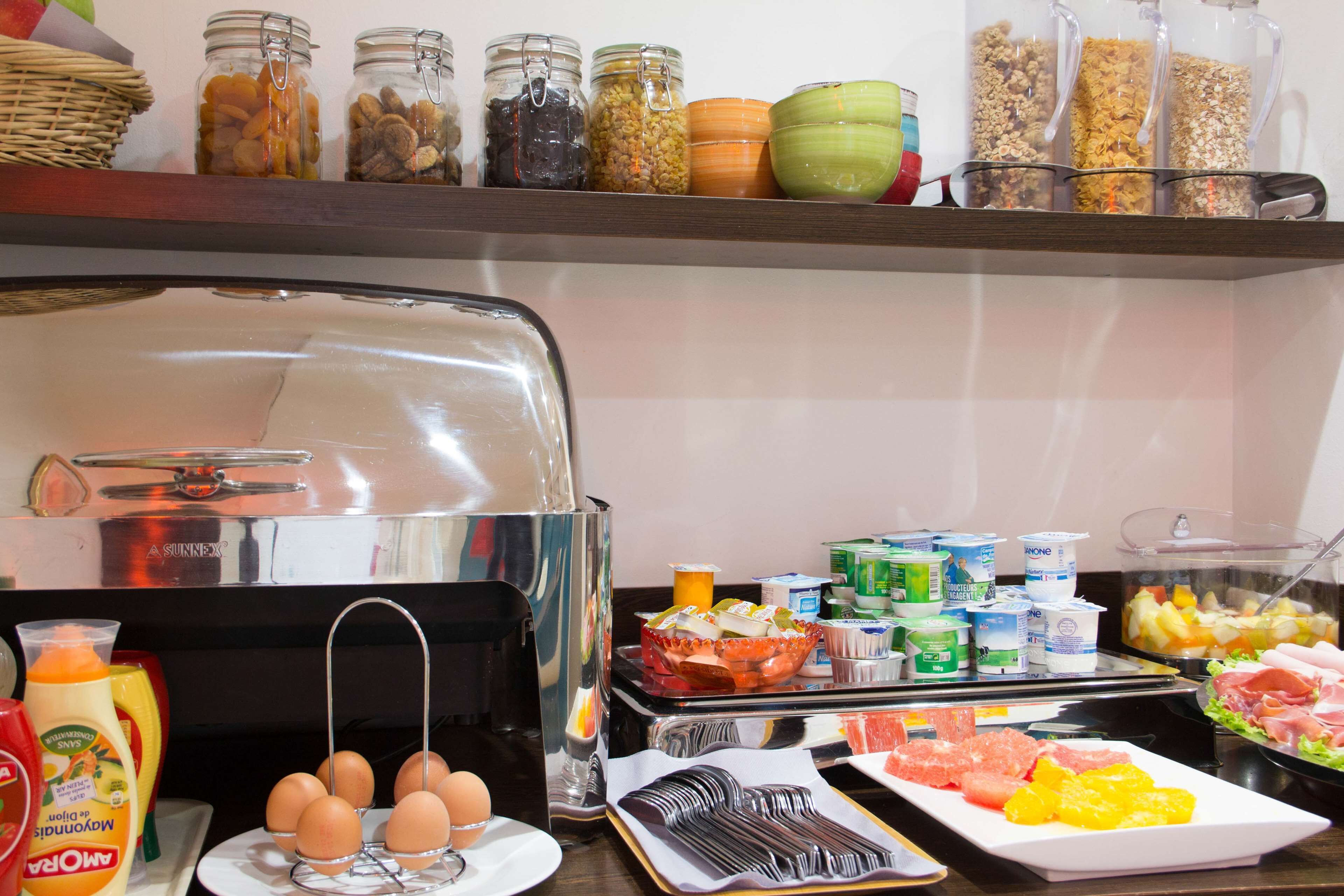 daily buffet breakfast (eur 14 per person)