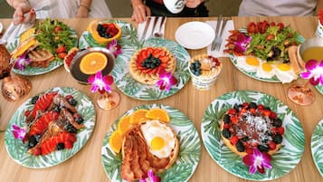 每日供應即叫即煮早餐 (每人 USD50.00)