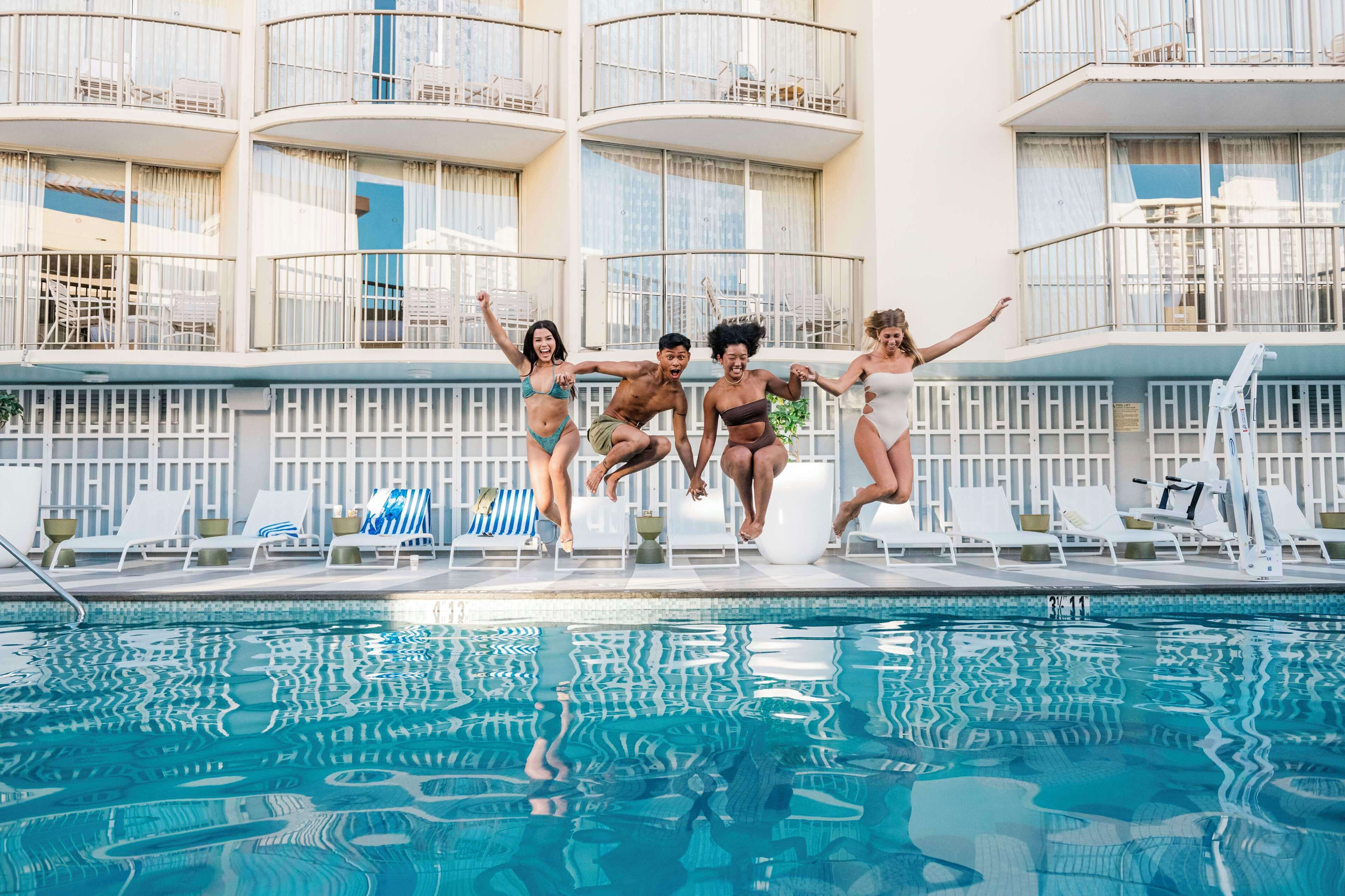 Outdoor pool, free pool cabanas, pool umbrellas