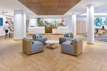 Hotel entrance and lobby at OUTRIGGER Waikiki Paradise Hotel