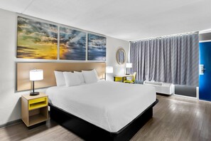 Desk, free cots/infant beds, rollaway beds, free WiFi