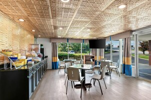 Free daily on-the-go breakfast