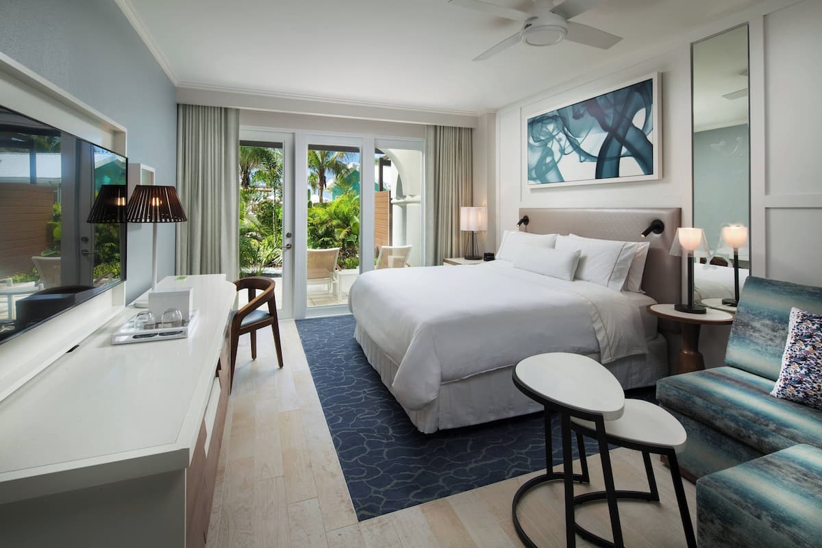 Egyptian cotton sheets, premium bedding, pillow-top beds, in-room safe