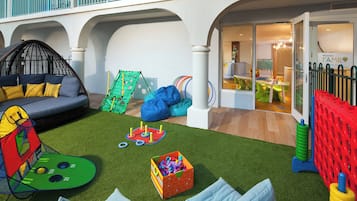 Children's play area - outdoor