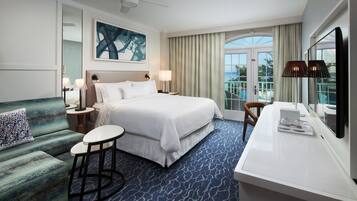 Room, 1 King Bed with Sofa bed, Partial Ocean View