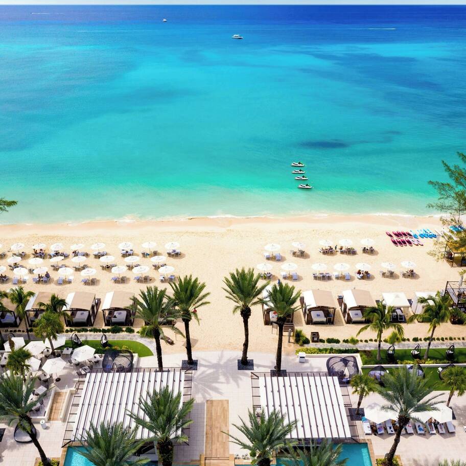 Outdoor pool, free cabanas, pool umbrellas