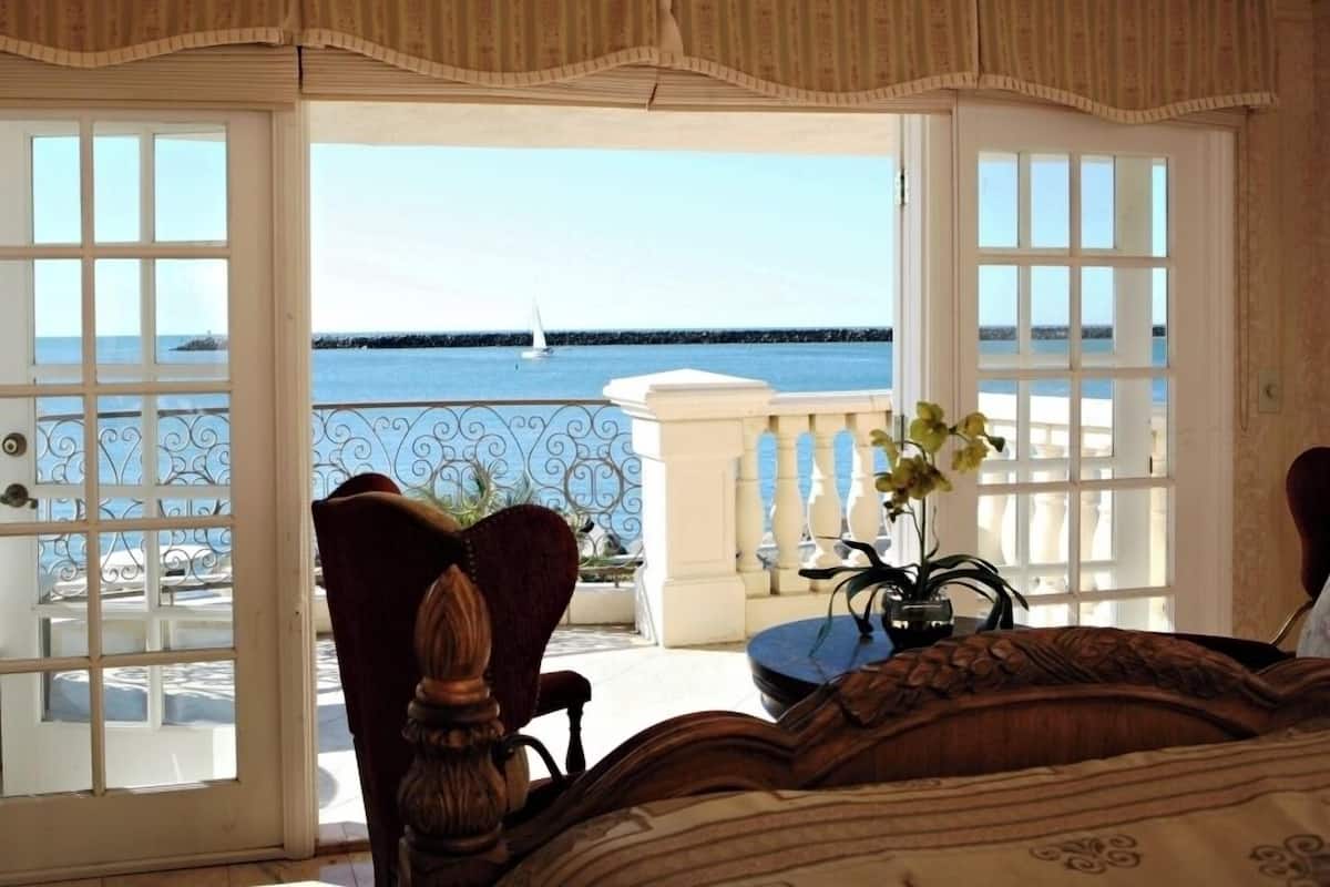 Executive Premier Studio | Daunenbettdecken, individuell dekoriert, Schreibtisch