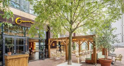 Renaissance Paris La Defense Hotel