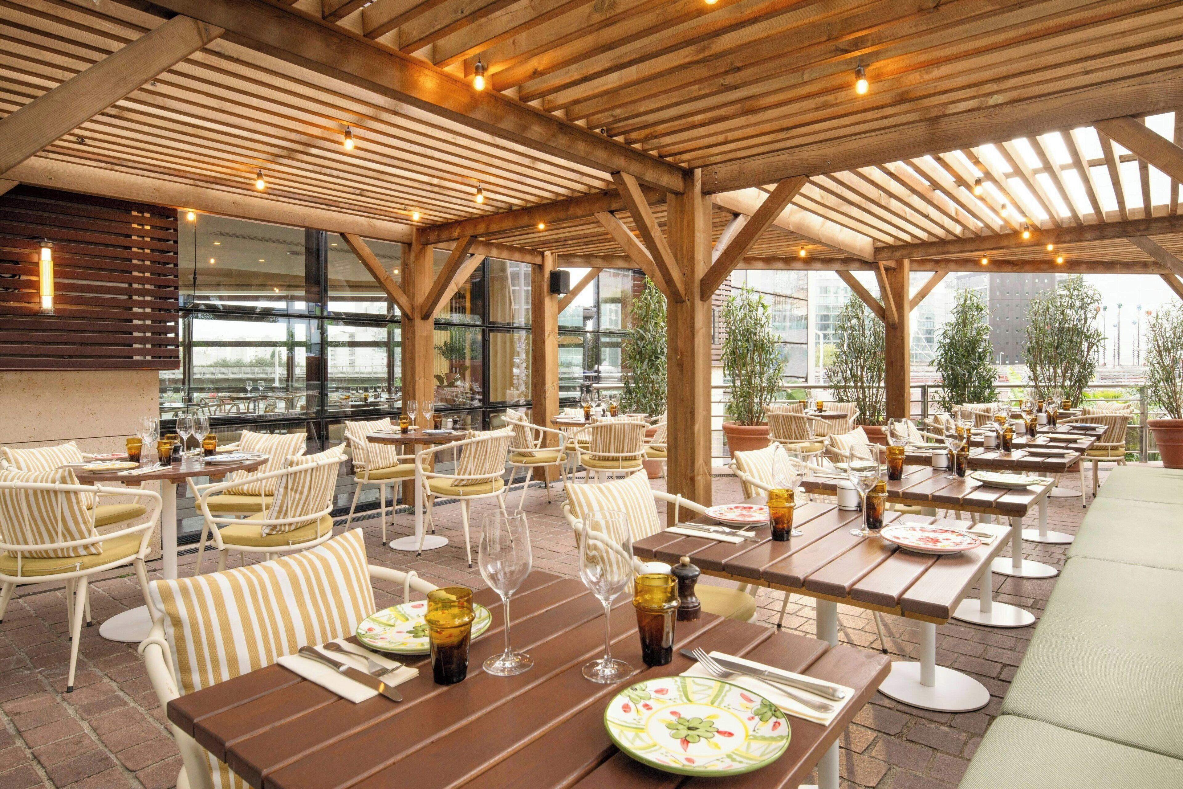 breakfast, lunch served; mediterranean cuisine, al fresco dining