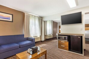 套房, 多张床, 无障碍, 无烟房 | 高档床上用品、办公桌、熨斗/熨衣板、免费婴儿床