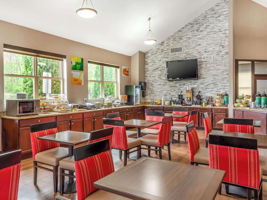 Komplett frokost er inkludert på hverdagene