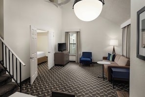 Loft, 2 Bedrooms | Living room