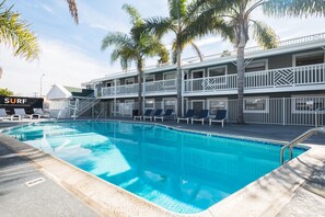 Exterior - Beach Haven - Near Pacific Beach Park (San Diego)