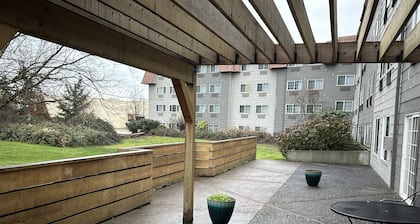 Country Inn & Suites by Radisson, Delta Park North Portland